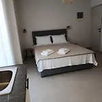 Polistilo Spiti Apartman *