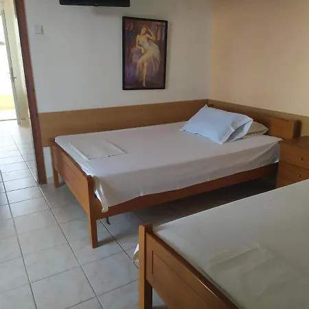 شقة Polistilo Spiti