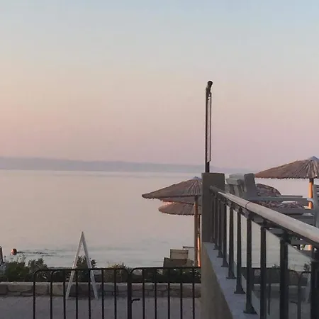 Polistilo Spiti شقة *